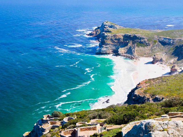 http://spicyvacations.com/wp-content/uploads/2018/08/post_capetown_03-640x480.jpg