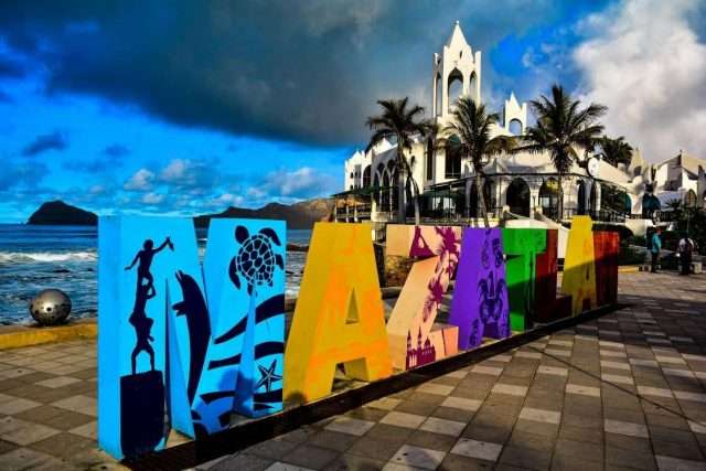 mazatlan https://spicyvacations.com/wp-content/uploads/2016/04/mazatlan-640x427.jpg