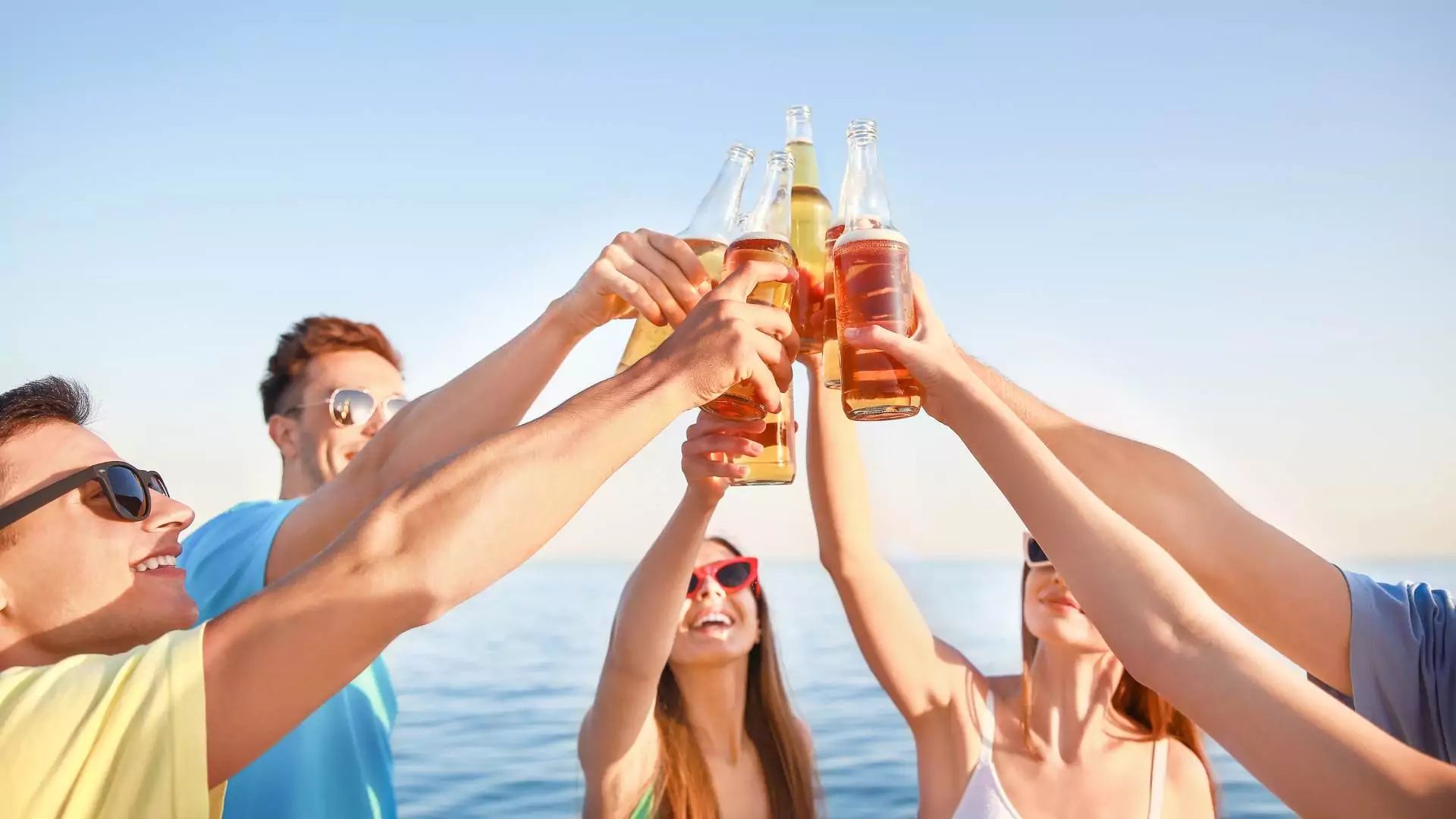 https://spicyvacations.com/wp-content/uploads/2024/07/Friends-on-a-cruise.jpg