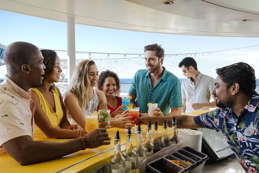 https://spicyvacations.com/wp-content/uploads/2024/07/RCI-bar.jpg